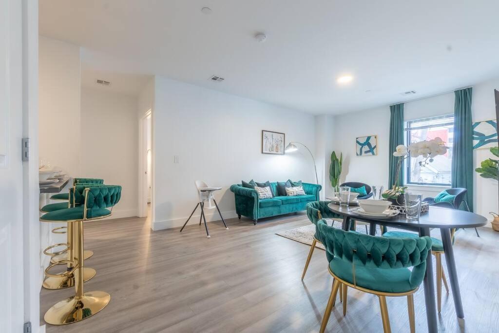 2 Bedroom 2 Bath Suite, Near American Dream And The Airport, Free Parking, King Bed And 2 Queen Beds, Washer And Dryer Apartamento